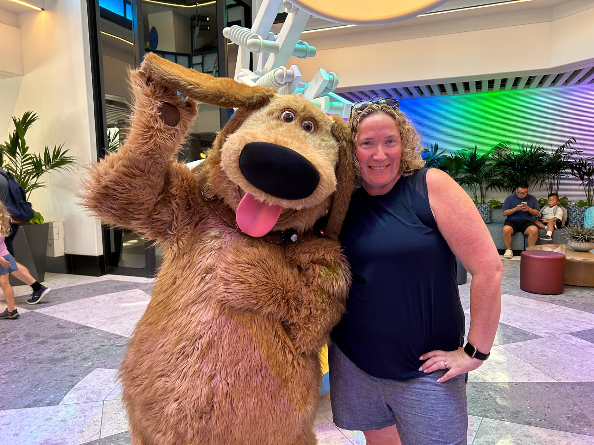 Jade Gambicourt meeting Dug from Up