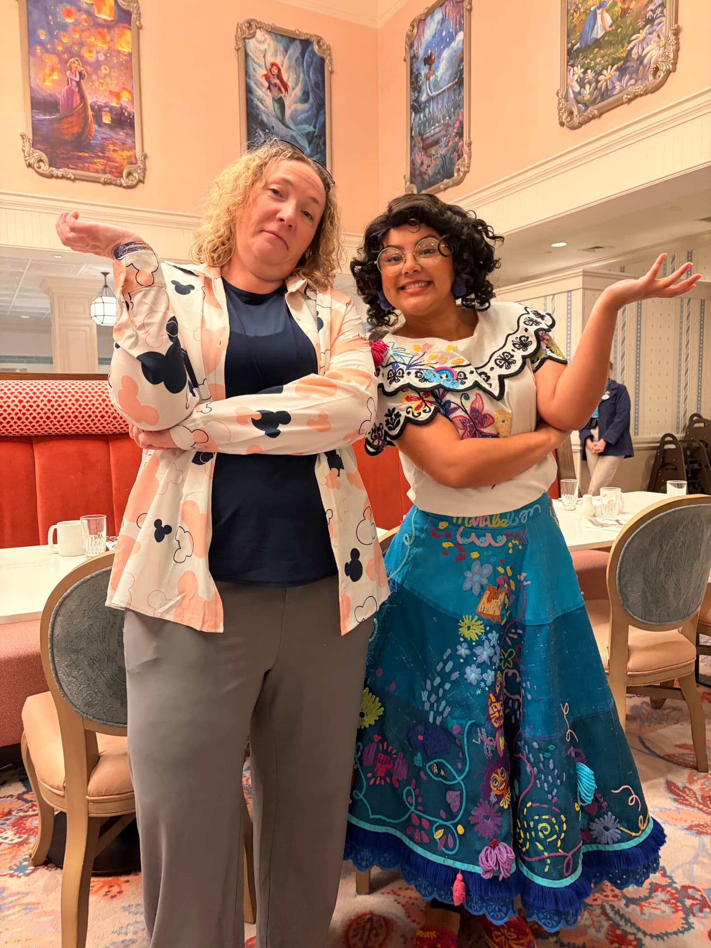 Jade Gambicourt meeting Mirabel from Encanto